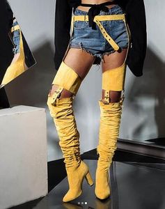 Hot Sale-Hot Rihanna Flock High Boots Vinter över knä Fashion Heeled Boots Strap Solid Pekade Toe Square Heel Zip Rubber Boots
