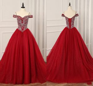 Sapkly Beading Crystals Prom Quinceanera Klänningar från axeln Glitter Tulle Lång Golvlängd Söt 16 Klänning Boll Klänning Lace-Up Fashion