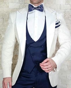Moda Groom Tuxedos Wave Point Biały / Czarny Groomsmen Mężczyzna Suknia Ślubna Mężczyzna Kurtka Blazer Business Garnitur (Kurtka + Spodnie + Kamizelka + Krawat) 1666