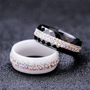 Högkvalitativ svartvitt enkel stil Zircon Crystal keramiska ringar för kvinnor