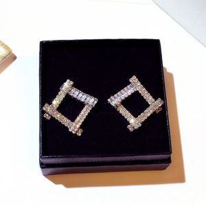 Super glitzernde Diamant-Zirkon-geometrische quadratische Ohrstecker für Frauen und Mädchen in übertriebener Luxus-Designermode