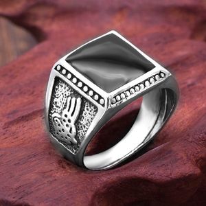 男性の新しい到着のファッション高品質の宝石類のパーティーギフトのためのレトロな正方形のエナメルの黒いリングの石