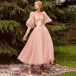 Backless Pink Prom Dresses Sweetheart Dot Tulle A Line Eleganckie Party Dress Tunika Corset Puffy Rękawy Długość kostki Długość Wieczór Plus Rozmiar