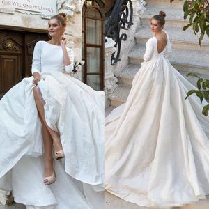 Backless Sexy Simple Dresses A Line Long Sleeveless Taffeta Bateau Neckline Custom Made Wedding Gown Vestido De Novia