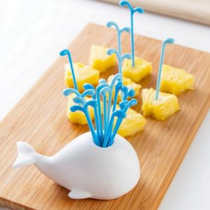 1 Set Carino Beluga White Whale Accessori da cucina Cottura di frutta Verdura Strumenti Gadget per la festa Home Decor Sala Frutta Forchetta Set C19030201