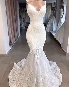Vestidos De Novia Weißes Meerjungfrau-Hochzeitskleid 2020 rückenfrei sexy Spaghettiträger mit V-Ausschnitt Spitze Brautkleider Applikationen Brautkleid CPH060