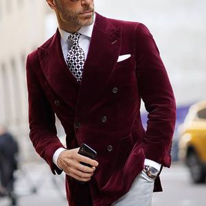 Fashion Burgundy Velvet Groom Wear Slim Fit Double Breasted Peaked Lapel Mens Business Formal Prom Tuxedos Best Man Blazer Suit 1 Piece
