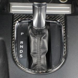 Karbon fiber araba sticker kontrol vites kutusu paneli su bardağı tutucu çerçeve kapak trim Oto aksesuarları ford mustang 2015-2019 araba-styling