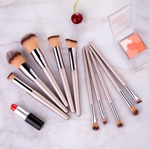 10st Soft Make Up Brush Kit Pulver Foundation Blusher Face Brush Eyeshadow Brush Professional Cosmetic Makeup Brushes Set Beauty Tools