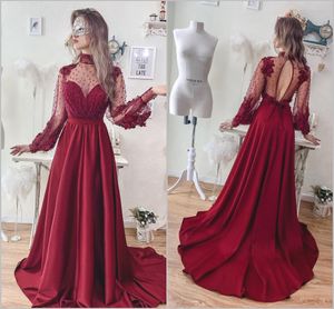 Burgundia Długie rękaw Suknie Wieczorowe Wysokiej szyi Koraliki Hollow Satin Prom Suknie Plus Size Formal Party Dress Custom Robes De Soirée