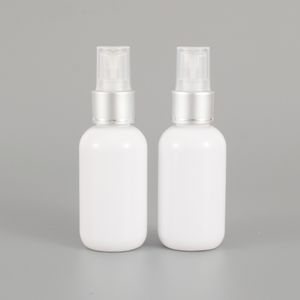 50 pz 50 ml vuoto anodizzato bianco pompa ugello di spruzzo bottiglie di profumo di plastica, 50 cc nebulizzatore bottiglie con pompa, set da viaggio