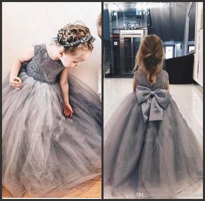 Newest Elegant High Neck Tulle Grey Ball Gown Girls Pageant Dresses Lovely Sleeveless Puffy Lace Bow Knot Floor Length Flower Girl Dress