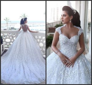 Casamento de luxo Novo Disse Mhamad Catedral Trem Vestidos de Baile Vestidos árabe Dubai Vestido De Novia com grânulos Floral 3D Flores vestidos de noiva
