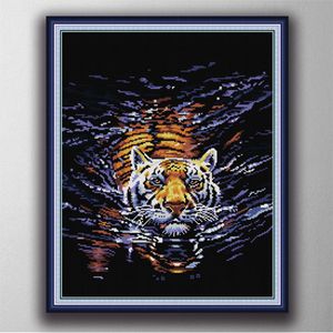 Tigre in acqua Fatta a mano Punto croce Strumenti artigianali Ricamo Set cucito contati stampa su tela DMC 14CT 11CT Dipinti di decorazioni per la casa