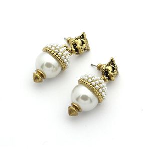 Fashion-European och American Fashion Retro Animal Leopard Head Hängande Grön Diamant Svartvit Pearl Örhängen Örhängen Kvinna Earrin