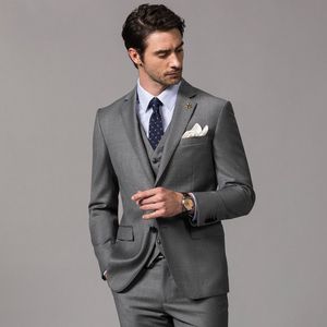 Klasyczny Grey Groom Tuxedos Notch Lapel Groomsman Wedding 3 Piece Suit Moda Mężczyźni Business Party Jacket Blazer (Kurtka + spodnie + krawat + kamizelka) 57