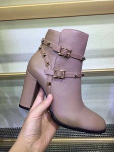 熱い販売 - 新しいファッショナブルな女性の靴Zapatos Mujerの模造レザーショートポンプブーツと女の子のための靴ハイヒールの熱い販売の靴