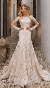 Luxurious Mermaid Wedding Dresses Champagne Off Shoulder Lace Long Sleeves Middle East With Detachable Train Plus Size Bridal Gowns