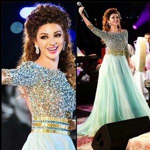 En linje Myriam Faes Celebrity Dress Scoop Neck Three Quarter Sleeves Beaded Crystals Sequins Tulle Long Prom Evening Gowns