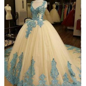 2020 New Ballkleid Tüll Ballkleider Sheer mit Rundhalsausschnitt Ice Blue Abendkleid Appliques Puffy Quinceanera Kleider vestido rojo largo de fiesta