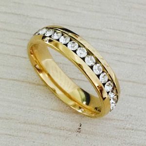 Non sbiadire mai 6mm 18K placcato oro zircone CZ anello di fidanzamento con diamante Fede nuziale Amanti dell'acciaio inossidabile Anello per donne ragazze uomini