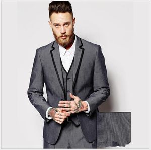 Marka Yeni Koyu Gri Damat Smokin Çentik Yaka Groomsmen Erkek Gelinlik Moda Adam Ceket Blazer 3 Parça Suit (Ceket + Pantolon + Yelek + Kravat) 762