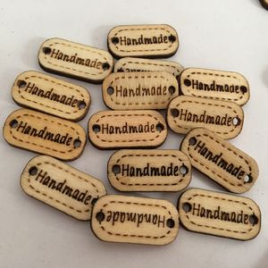 Etiqueta do Tag Handmade botões de madeira Mini Oval laser gravado Handmade madeira Tags com 2 furos para Artesanato Costura Vestuário Decoração