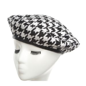 Bere Şapka Kadınlar Için Sonbahar Kış Moda Siyah Beyaz Houndstooth Kafes Şapkalar İngiliz Retro Eğlence Ressam