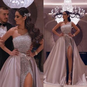 Seksowne ASO EBI Arabski Rose Gold One Shoulder Prom Dresses Line High Split Zdejmowany pociąg Suknie Wieczorowe Cekinowe Formalne Party Suknie