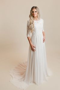 A-Line Modest Bröllopsklänningar med 3/4 Ärmar Jewel Round Neck Beaded Lace Appliques Chiffon Kjol LDS Brudklänningar Modest Anpassad