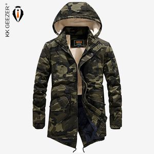 Giacca da uomo Parka invernale Camouflage spesso caldo lungo Bomber militare dell'esercito imbottito di cotone 2018 Nuovo cappotto casual Cappuccio di alta qualità
