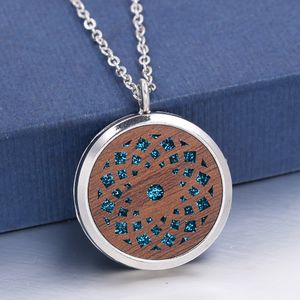 Manyetik Ahşap Lotus Çiçek Mandala Kolye Aroma Parfüm Uçucu Yağ Difüzör Locket Paslanmaz Çelik Kolye Takı