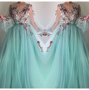 Mint Tulle A Line Prom Dresses Sheer långa ärmar 3D blommig broderi spetssapplikationer pärlor formella aftonklänningar bc2916