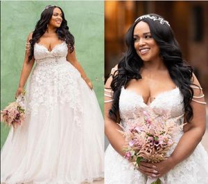 Plus Size Lace Boho Suknie ślubne 2019 Spaghetti Paski linia Aplikacja Plaża Suknie Ślubne Sweep Pociąg Tulle Czeski Vestidos de Noiva