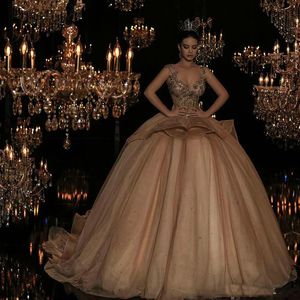 Princess Gold Prom -klänningar Bollklänning Formella aftonklänningar Tulle Ladies Special Tillfälle Abaya Dubai Quinceanera klänningar