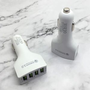 Spedisci in un giorno! Caricabatteria da auto 4USB QC 3.0 Caricabatterie da viaggio domestico a ricarica rapida per telefono cellulare Colore nero/bianco disponibile