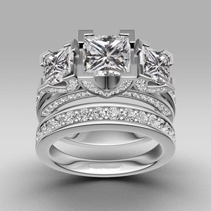 ビンテージプロのジュエリープリンセスカット925スターリングシルバー充填3つの石白いサファイアシミュレートされたダイヤモンドの結婚式の婚約指輪