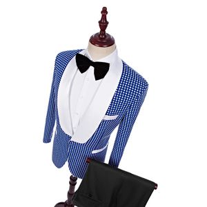 kraliyet mavi beyaz düğün takım elbise toptan satış-2018 Yeni Marka Groomsmen Şal Beyaz Yaka Damat Smokin Kraliyet Mavi Erkekler Düğün İyi Adam Suits Ceket Pantolon Kravat Mendil C6