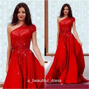 Cekinowe czerwone suknie wieczorowe Jedno ramię Linia płynąca Sweep Sweep Dress Custom Made Formal Party Suknie ED1228