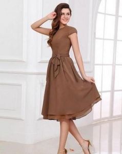 Simple Modest Chiffon Bridesmaid Dresses Short Sleeves Crew Neck A line Guests Gowns Knee Length Charming evening Gown