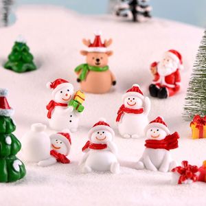 weihnachtsfee garten großhandel-Weihnachten Snowmankey Buckle Fairy Garden Zubehör Ring Micro Szene beobachten Schnee Landschaft Becken Landschaftsbau Ornament Schlüsselanhänger Geschenke ddp1