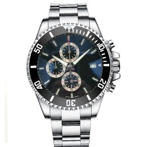 Ontwerper F1 Zwitserse horloge mm Chronograph Quartz Beweging Roestvrijstalen Strap Mens Horloges Klok Montre de Luxe Luxe Business Horloge