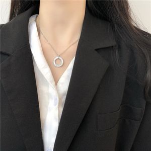 Pendant Necklaces English Letter Circle Necklace For Female Simple Temperament Niche Focus Choker Women Jewelry Gift