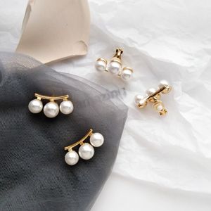 ingrosso clip piccole perle-Stud Personalità Trend Semplice forma geometrica Imitazione Orecchini perla Corea Donne Girl Moda creativo Piccolo orecchio clip gioielli