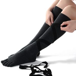 Sports Socks Yoga Stockings Girl Five toed Design High Quality Free Strap Anti slip Particles Gym Sportswear Pilates Dance