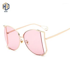 Wholesale scratch resistant glasses resale online - Sunglasses Big Frame Pearl Male Female Dazzling Metal Cutout Glasses UV HD Lens Wear resistant Scratch Resistant1