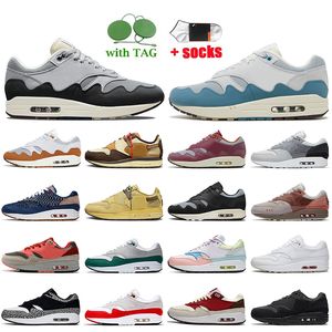 2022 Fashion Women Mens Trainers Patta Waves Running Shoes Monarch Noise Aqua Maroon Black Cactus Jack Baroque Brown Saturn Gold Cave Stone s Sports Sneakers