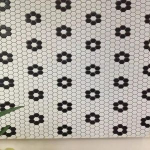plancher de couloir achat en gros de Fonds d écran Nordic Classic Glossy Mahexagon Noir Blanc Céramique Céramique Mosaïque Cuisine Cuisine Backsplash Piscine Salle de bain Mur et plancher
