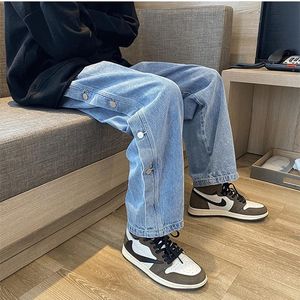 красивые джинсы оптовых-Мужские джинсы модный бренд прямой свободный однобортный дизайн джинсовые брюки весна осень красивый мужчина повседневная широкая нога брюки