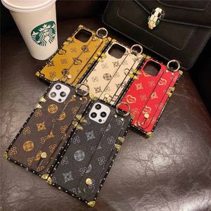Lyxig vintage Snakeskin Pattern Square Phone Fodral för iPhone Pro Promax Promax Pro Mini Pro XR XSMAX Snake Hud Soft Cover S21 S20P Not20 S20U